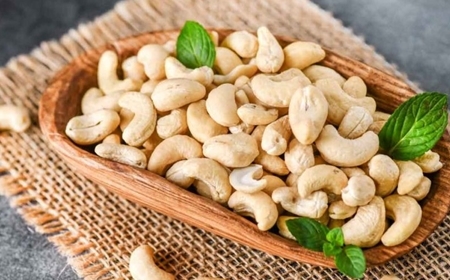 7 lý do bạn nên ăn hạt điều ngay từ hôm nay